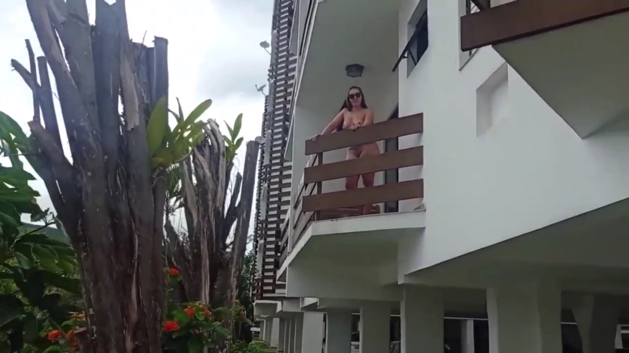 Married woman engages in sexual encounter with unaware 18-year-old neighbor who climaxes quickly porn video